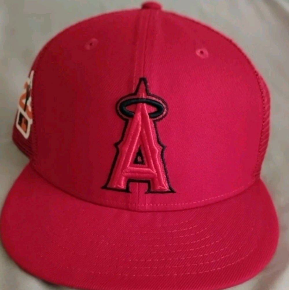 New Era Mens Red Logo Cap